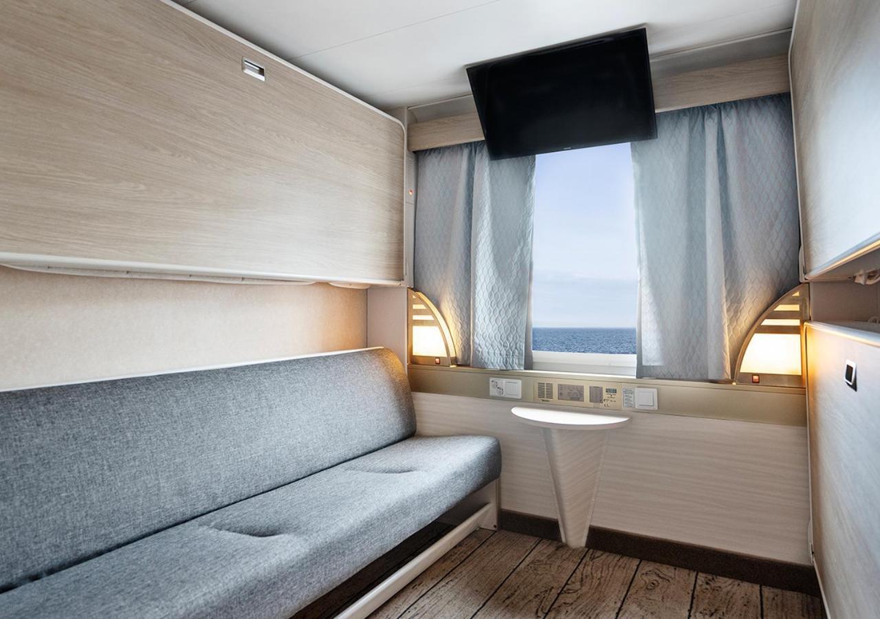 Viking Line Ferry Viking Cinderella - Cruise Helsinki-Stockholm-Helsinki Hotel Room photo